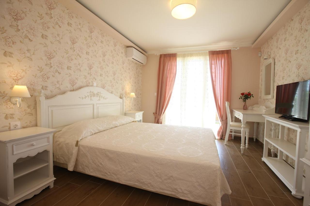 Villa Artemis Barbati Zewnętrze zdjęcie